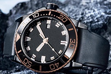 泉州欧米茄手表有水雾维修